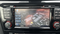 Nissan Qashqai 1.2 DiG-T N-Connecta 5dr Petrol Hatchback